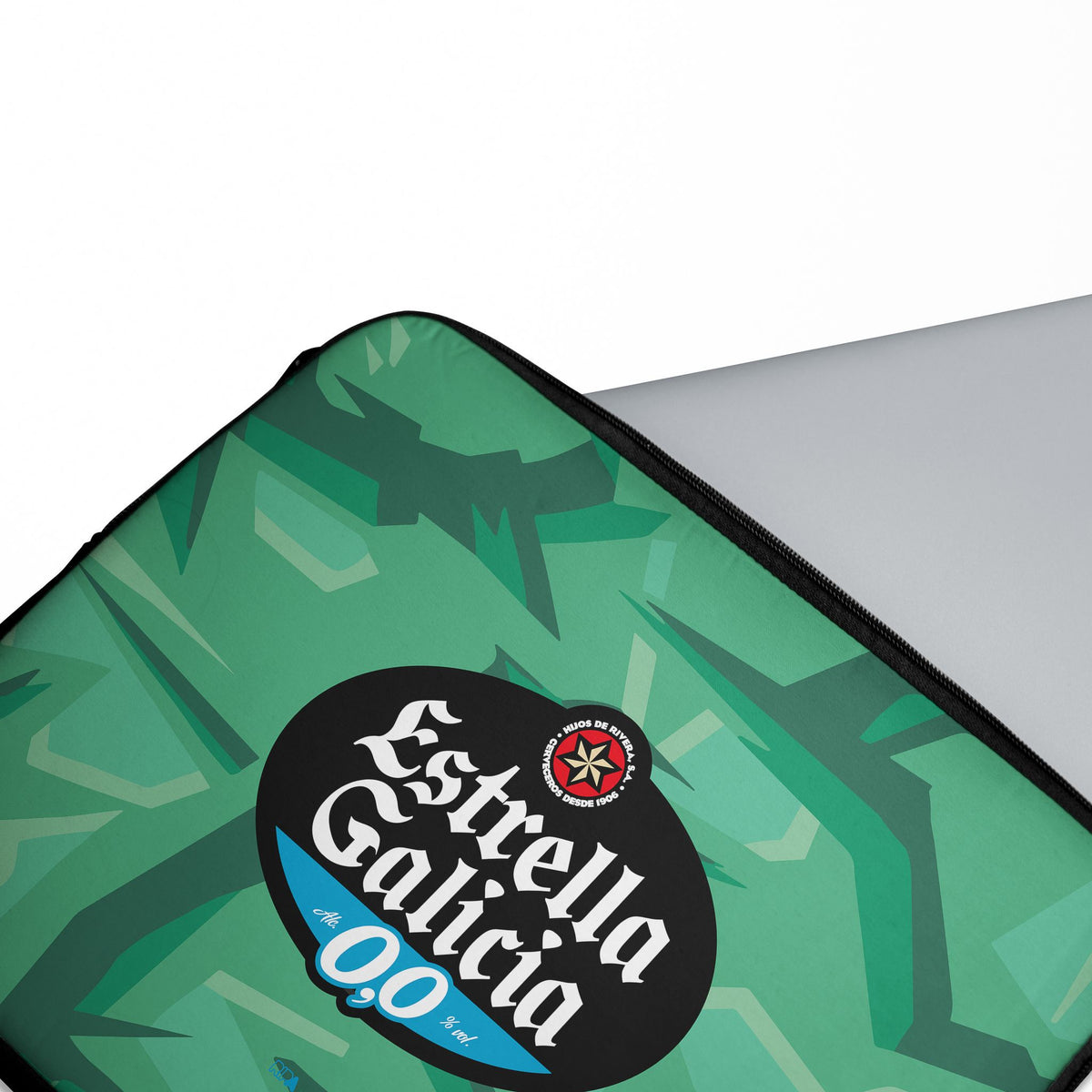 Laptop sleeve with the Celta Vigo 2026-27 Goalkeeper football shirt design by RIPA Football