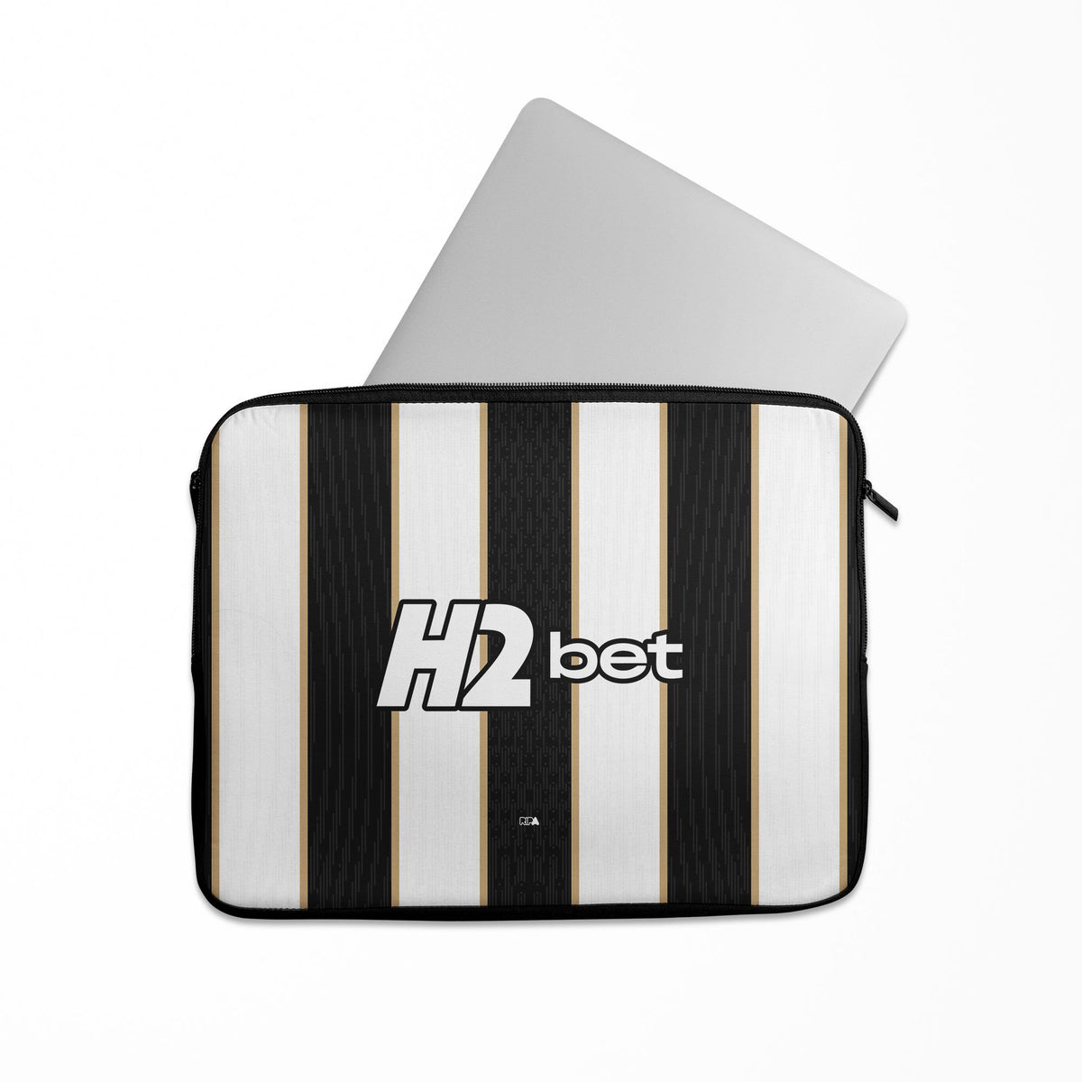 Laptop sleeve with the Atlético Mineiro 2026 Home football shirt design by RIPA Football